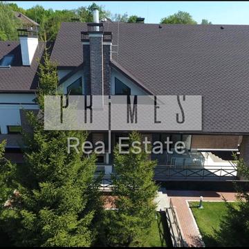 Ватутіна пров., 1а