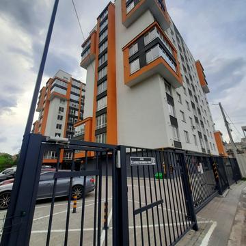 Старокостянтинівське шосе, 20/8