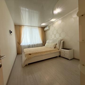 Валерія Лобановського просп., 150-Д