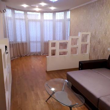 Вячеслава Чорновола вул., 27