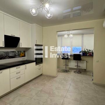 Ясинуватський пров., 11