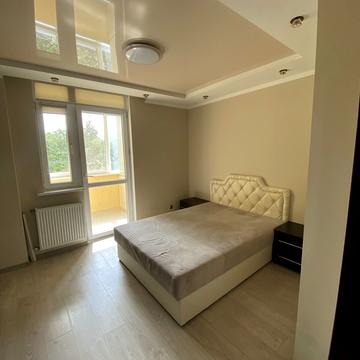 Стрийська вул., 204