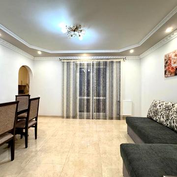 Залізнична вул., 7П