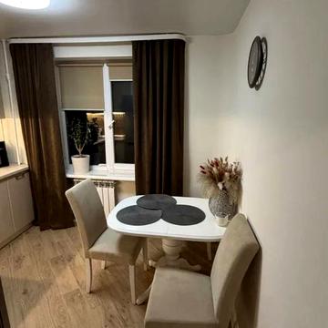 Олександрівський просп. (Косіора), 154а