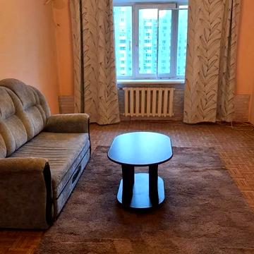 Ревуцького вул., 5