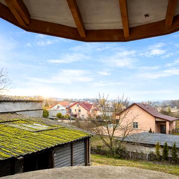 Романа Шухевича вул., 17