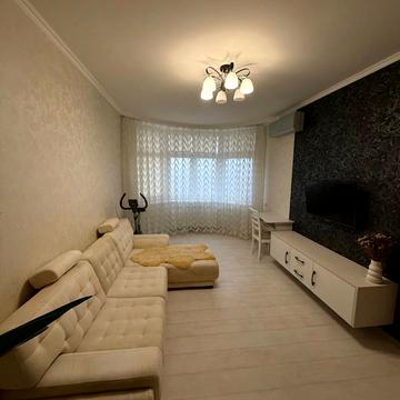 Єлизавети Чавдар вул., 18