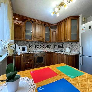 Митрополита Андрея Шептицького вул. (Анатолія Луначарського), 22-В