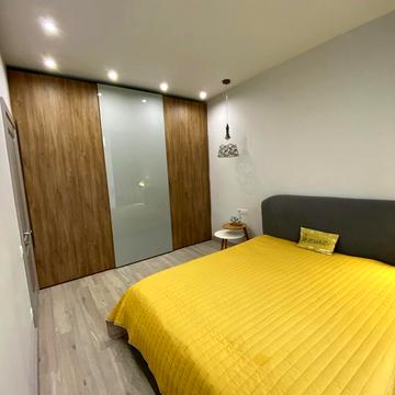 Предславинська вул., 57