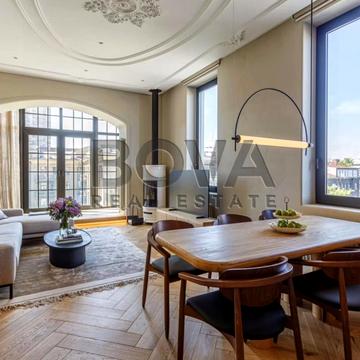 Інститутська вул., 13