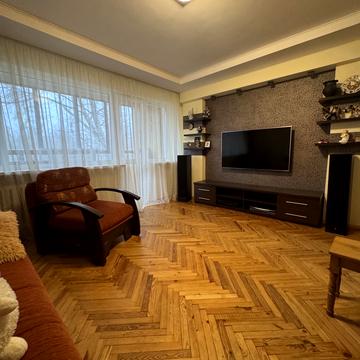 Станція Личаків вул., 1