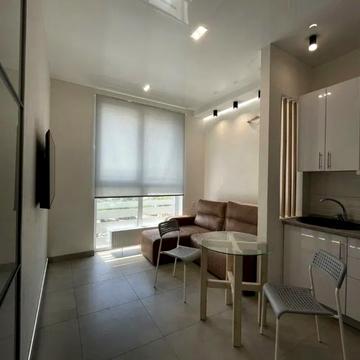 Зоряний бульв., 1м