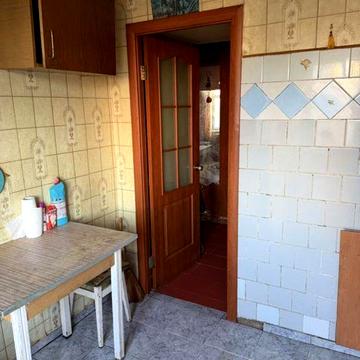 Академіка Булаховського вул., 36