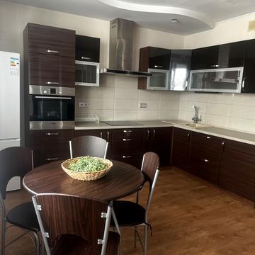 Миколи Руденка бульв. (Кольцова), 14-Е