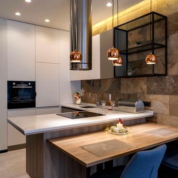 Саперне Поле вул., 3