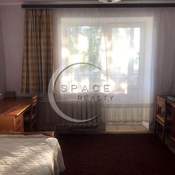 Івана Дяченка вул., 10