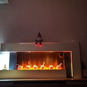 Чарівна вул., 117