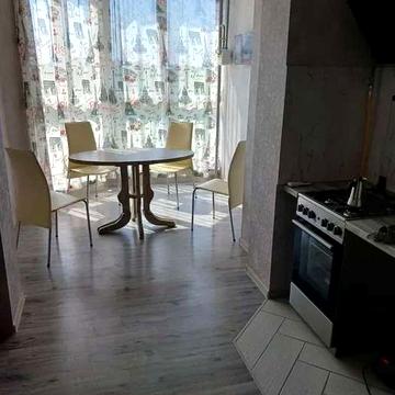 Приміська вул., 6