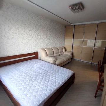 Бориса Гмирі вул., 16