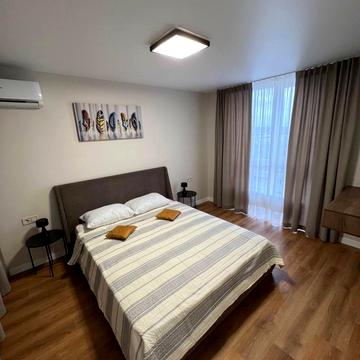 Якова Гніздовського вул., 75в