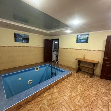 Заводська, 7