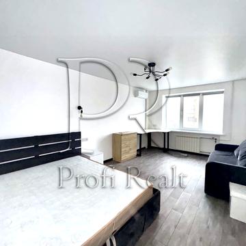 Повітряних Сил просп. (Повітрофлотський), 19