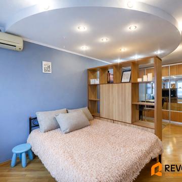 Володимира Івасюка просп. (Героїв Сталінграду), 25