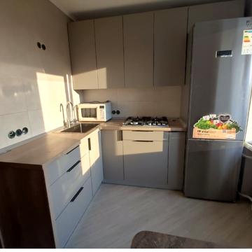 Олександра Коваленка вул. (Нахімова), 36