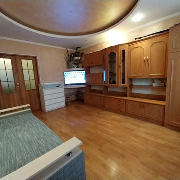 Парусна вул. (Героїв Сталінграду), 1в