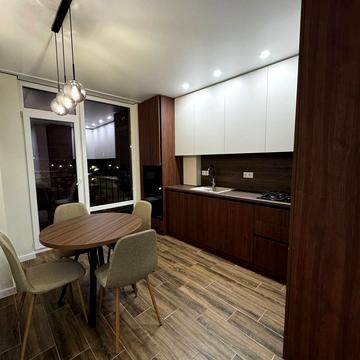 Юліана Пелеша вул., 3