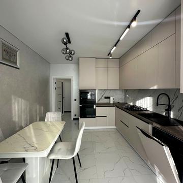 Приозерна вул., 30