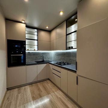 Героїв Майдану вул., (Будинок 6)