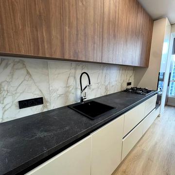 Княгинин вул., (Будинок 15)