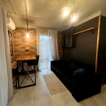 Василя Симоненка вул., 32