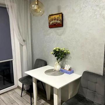 Богдана Хмельницького, 28