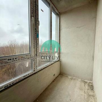 Олександра Довженка вул., 10