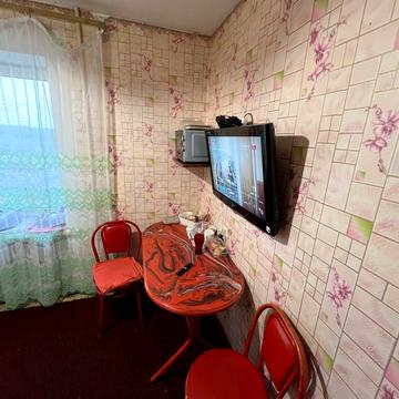 10-та Лінія вул., 61