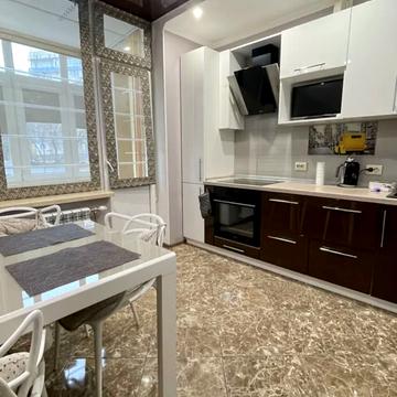 Авіаконструктора Ігоря Сікорського вул. (Танкова), 4-Б