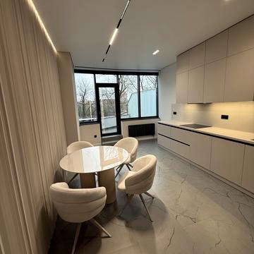 Гетьмана Мазепи вул., 140-А