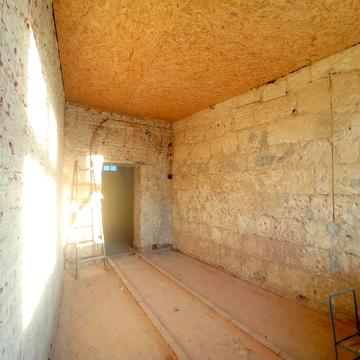 Святого Теодора пл., 4