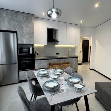 Причальна вул., 12