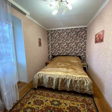 Острозького вул., 17