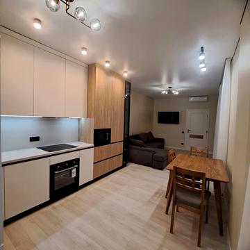 Загорська вул., 12