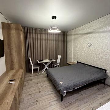 Професора Отамановського вул., (Будинок)