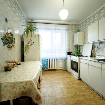 Варшавська вул., 48