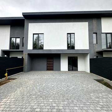 Молодіжна вул.