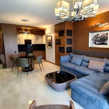 Дмитра Яворницького просп. (Карла Маркса), 72-Б