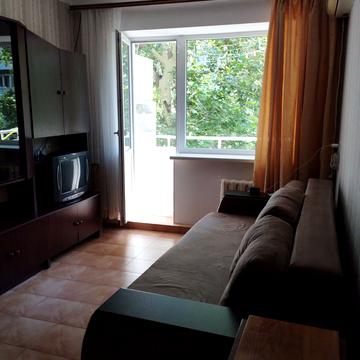 Івана Франка вул., 45а