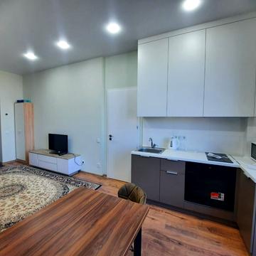 Геранієва вул., 8