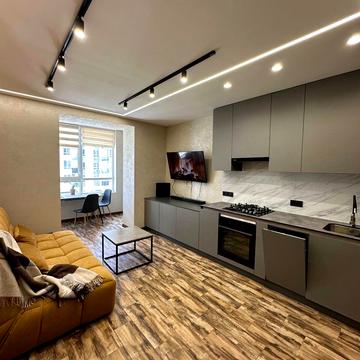 Співдружності вул., 5